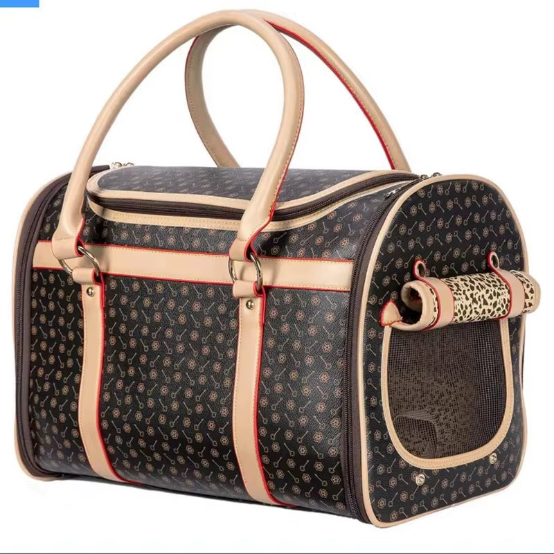 Luxury Bag for Cats Portable Folding Carrying Travel Carry Breathable Outdoor Pet Dog Puppies Small Animals Handbags Supplies