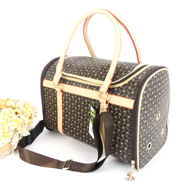 Luxury Bag for Cats Portable Folding Carrying Travel Carry Breathable Outdoor Pet Dog Puppies Small Animals Handbags Supplies